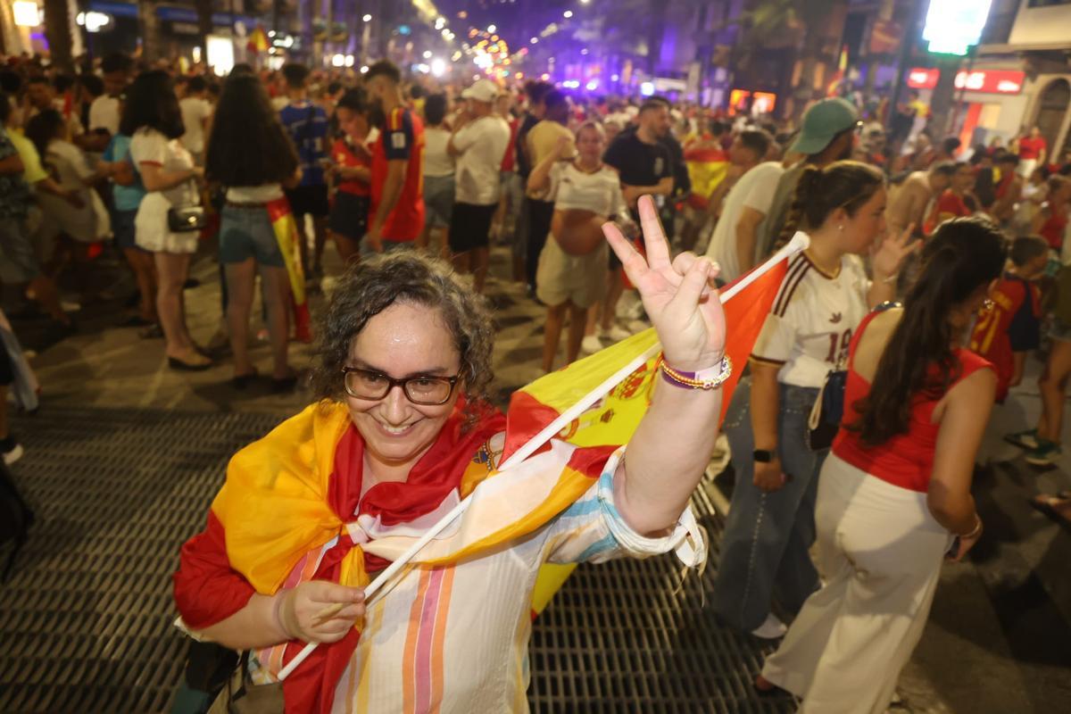 Las mejores imágenes de la celebración de la victoria de España en Alicante