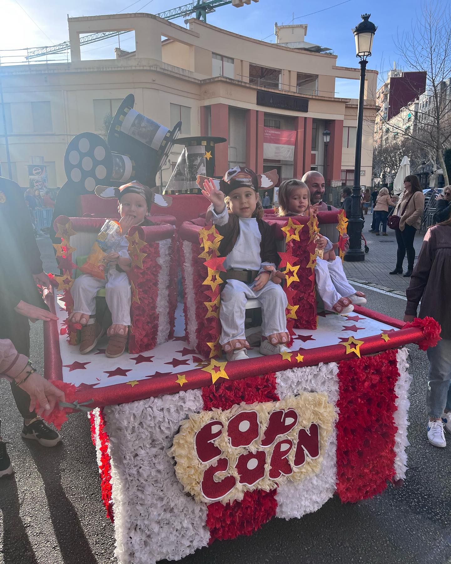 La Cavalcada de las Fallas de Gandia, en imágenes