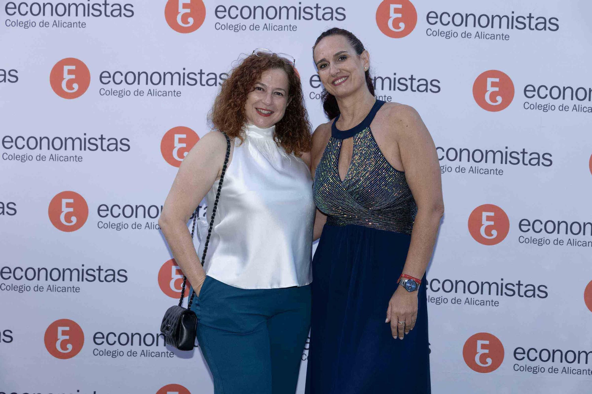 El Colegio de Economistas de Alicante celebra su cena anual en honor a su patrón