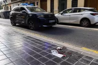 La Policía Local desarma de un tiro a un presunto atracador en la calle Guillem Sorolla de València