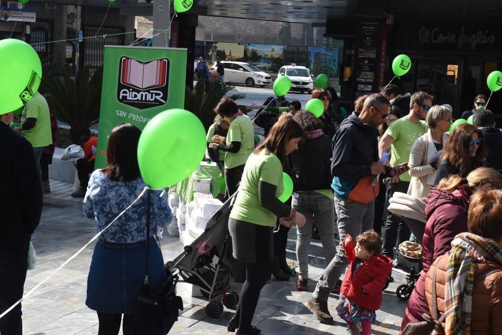 Los interinos de Educación protestan por las oposi