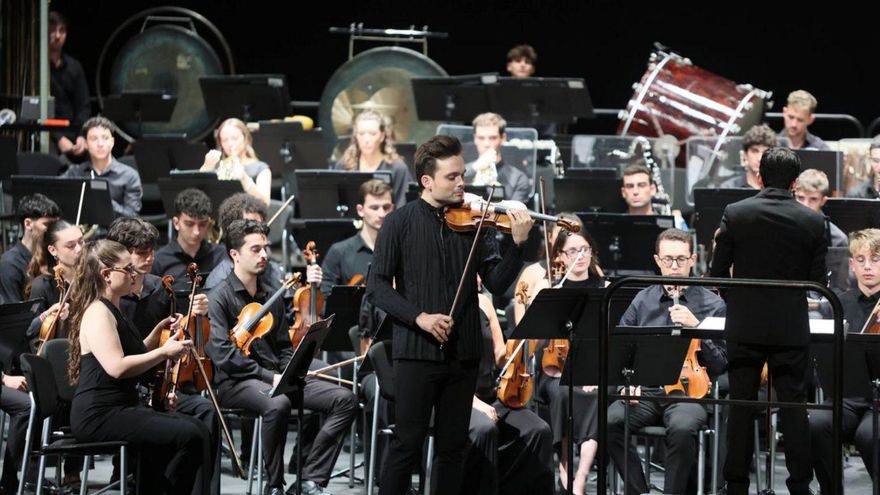 La Joven Orquesta Nacional de España, en la Laboral | MARIO CANTELI