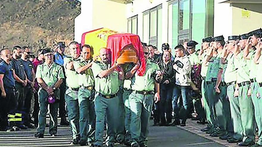 Sepelio del sargento de la Guardia Civil