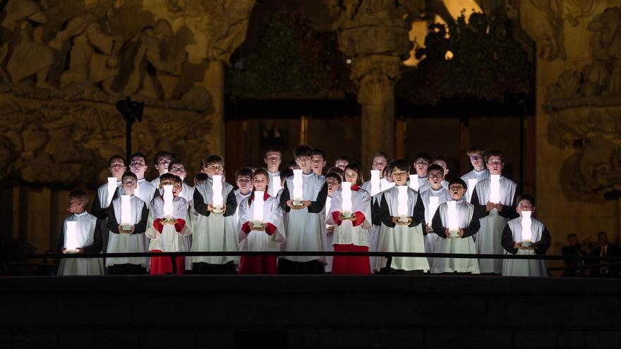 Sis agrupacions de corals rebutgen el desallotjament de 600 cantaires de la Sagrada Família durant la visita del Papa