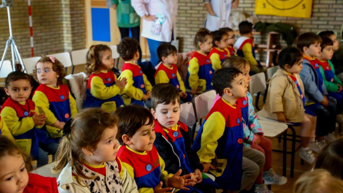 La baja natalidad está haciéndose notar en la reducción en el número de matriculas.
