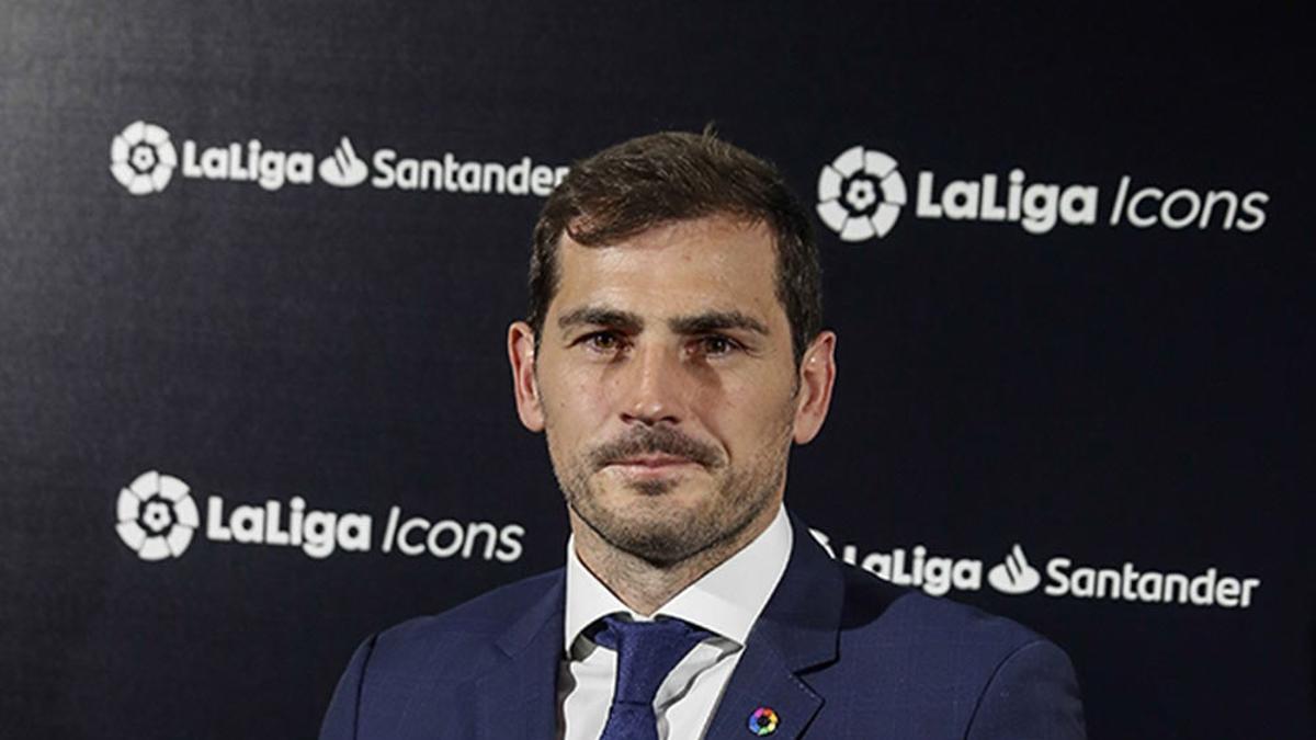 Iker Casillas está &quot;Fuera de Juego&quot;