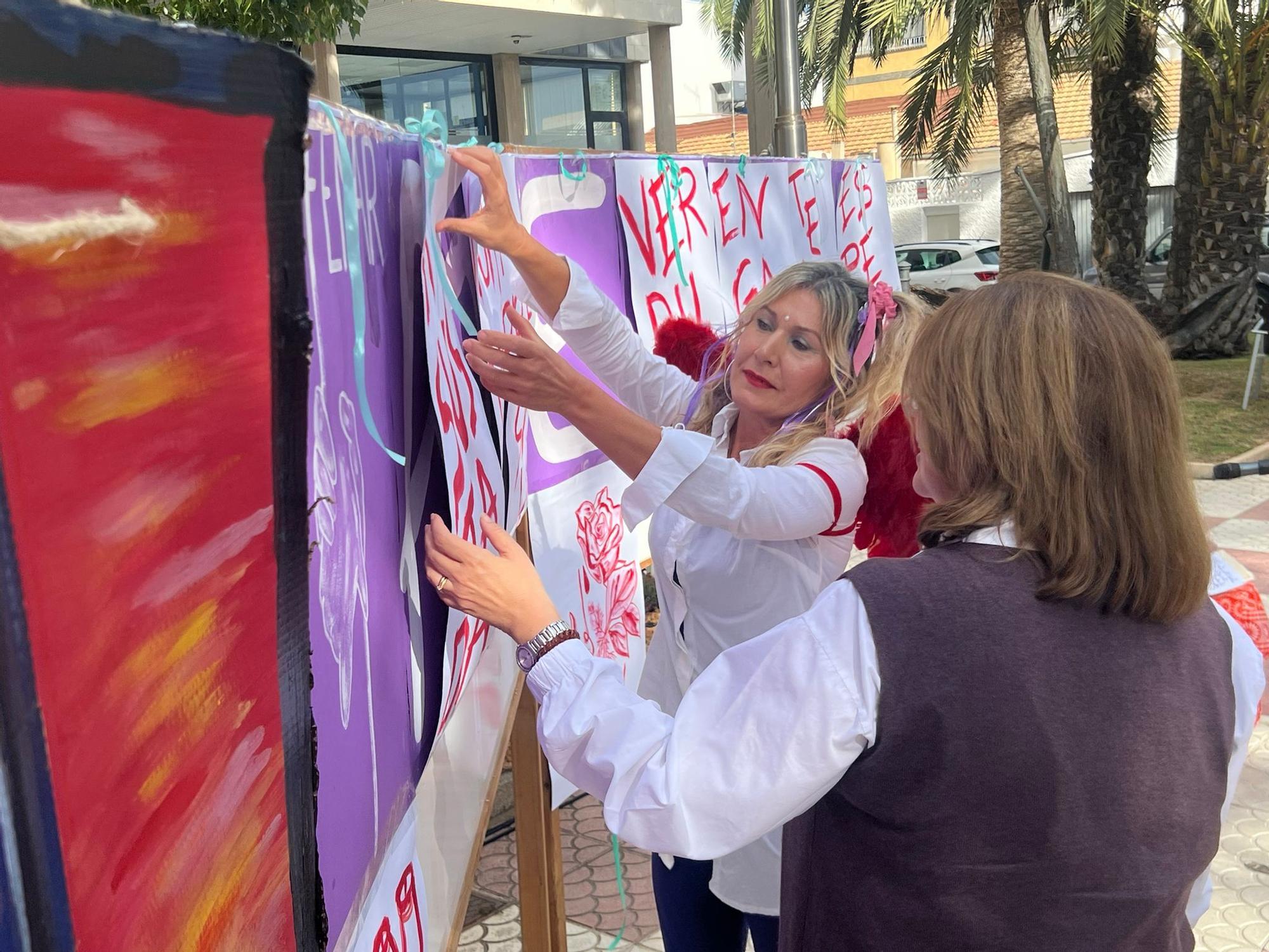 El 25 en la Región, en imágenes: así conmemoran los municipios el Día de la Eliminación de la Violencia contra la Mujer