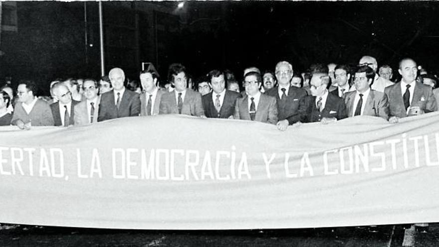 Manifestación celebrada el 27 de febrero de 1981 bajo el lema ‘La libertad, la democracia y la Constitución’.