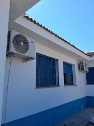 Ocho nuevos aliados contra el calor esperan a los alumnos en su vuelta al cole en Logrosán