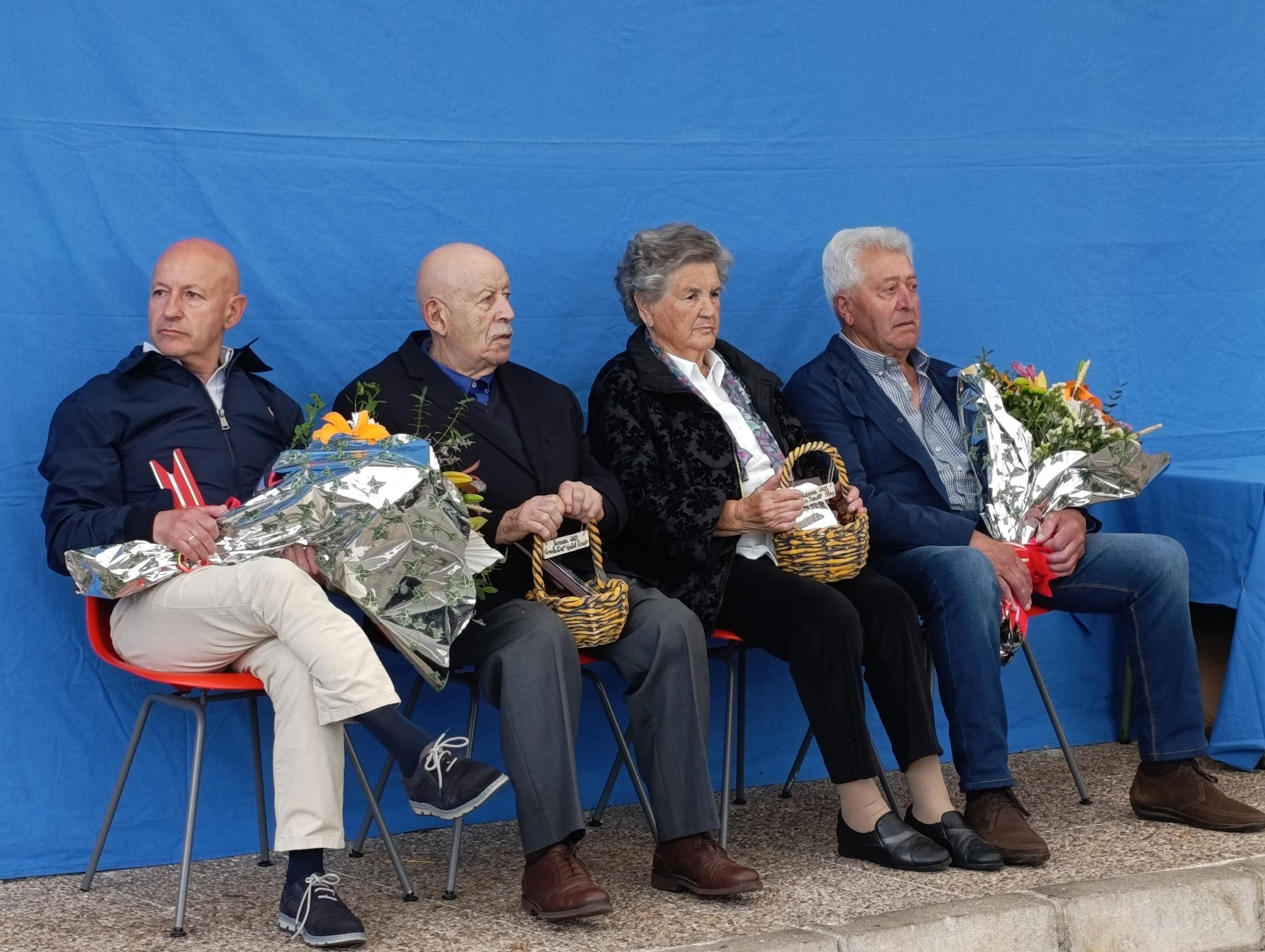 Viella homenajea sus mayores