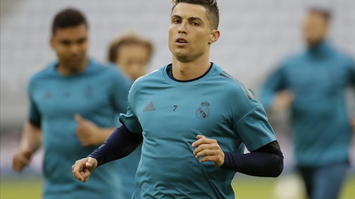 Cristiano Ronaldo, durante el entrenamiento del Madrid en el Allianz Arena