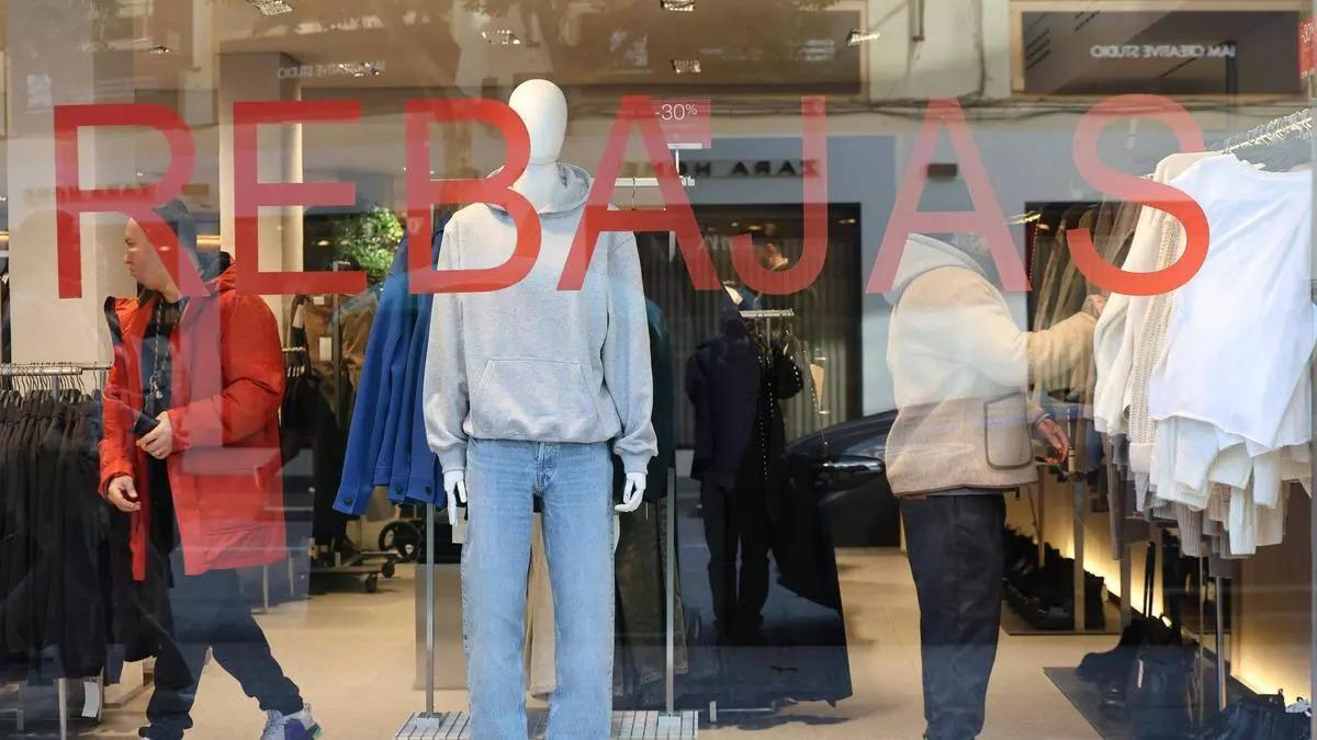 Imagen de archivo de una tienda del centro de Ibiza.
