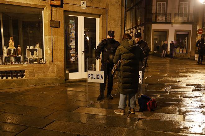 La propiedad del edificio desalojado en la Algalia refuerza la seguridad con alarma y guardias privados