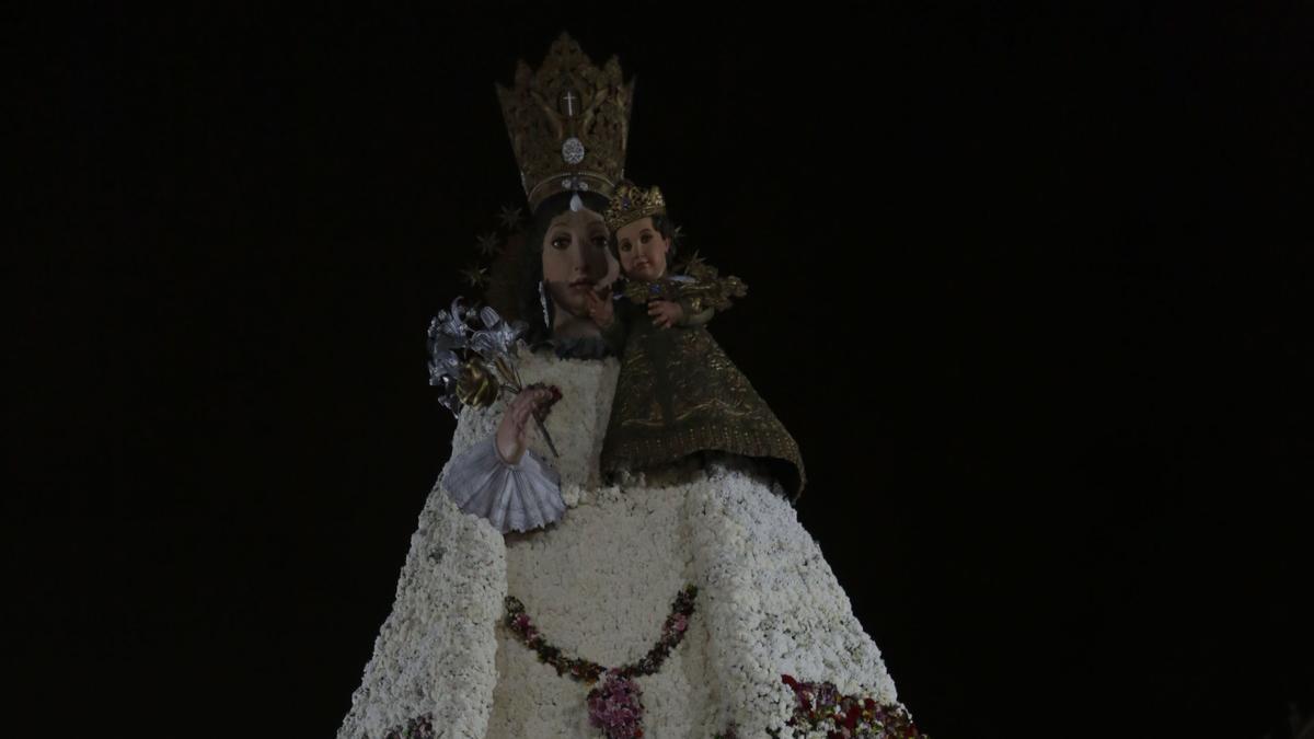 Búscate en el segundo día de Ofrenda por la calle de Caballeros (entre las 21.00 y las 22.00 horas)