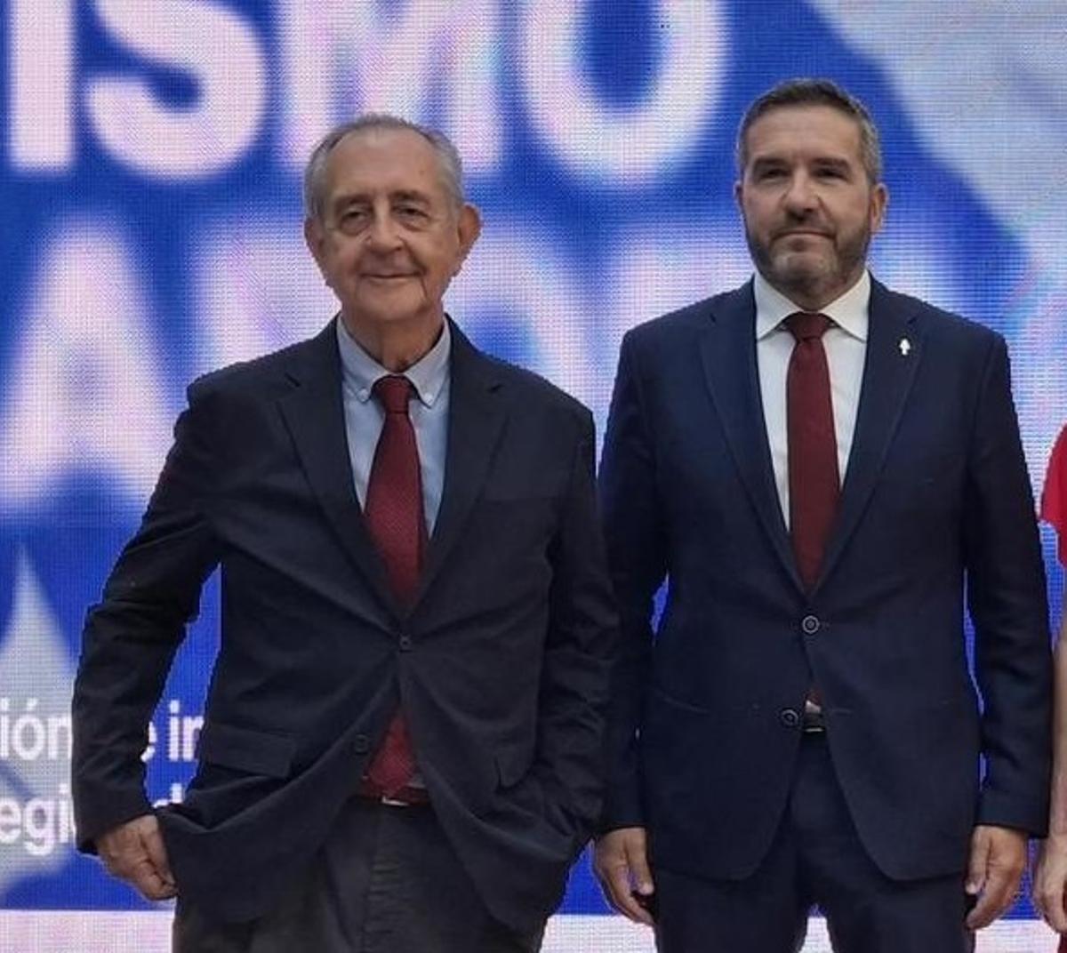 Los presidentes de AMAT Y Croem, Juan Roca y Miguel López Abad, respectivamente, el pasado mes de mayo en Murcia.