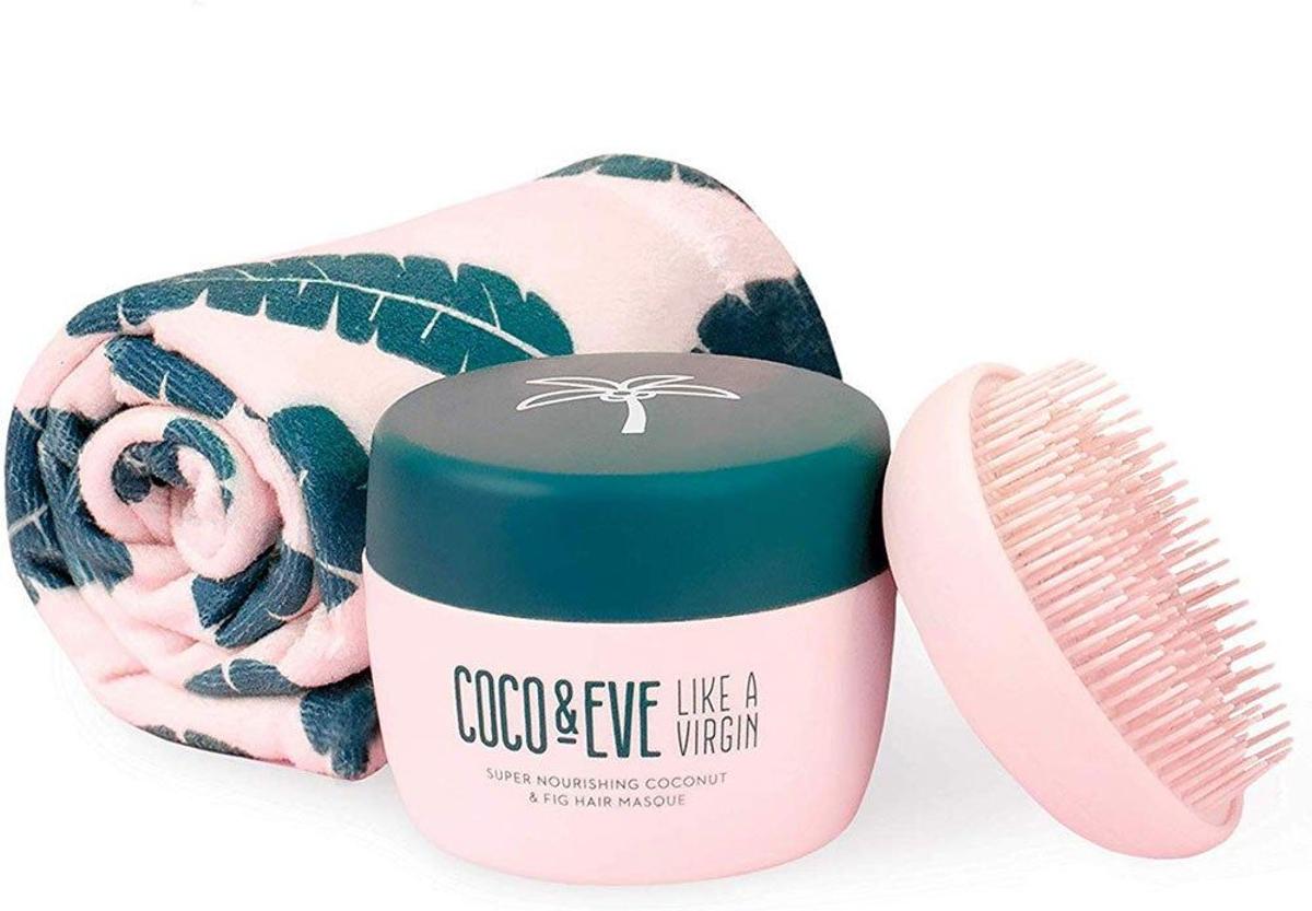 Mascarilla de pelo, turbante y cepillo de Coco&Eve (precio: 49,90 euros)