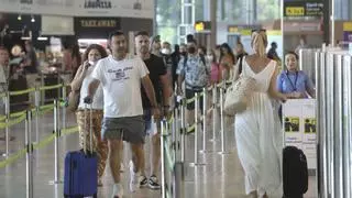 València afronta un verano de récord de rutas para viajar por Europa y África