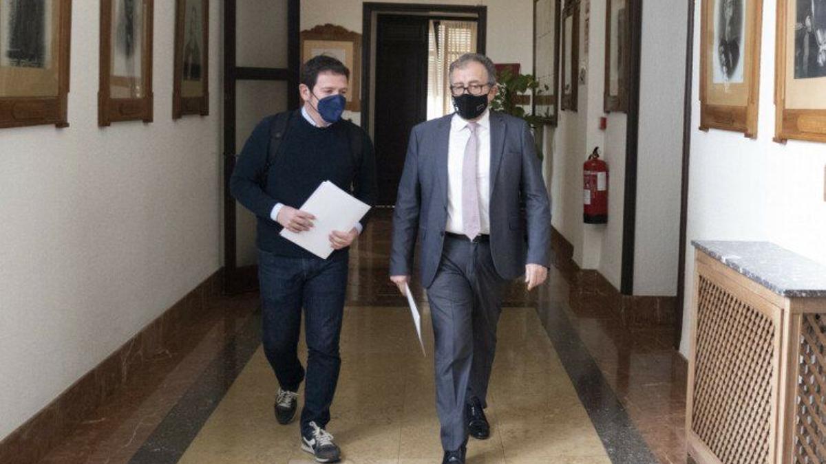 El diputado Ignasi Garcia y el presidente de la Diputación, José Martí.