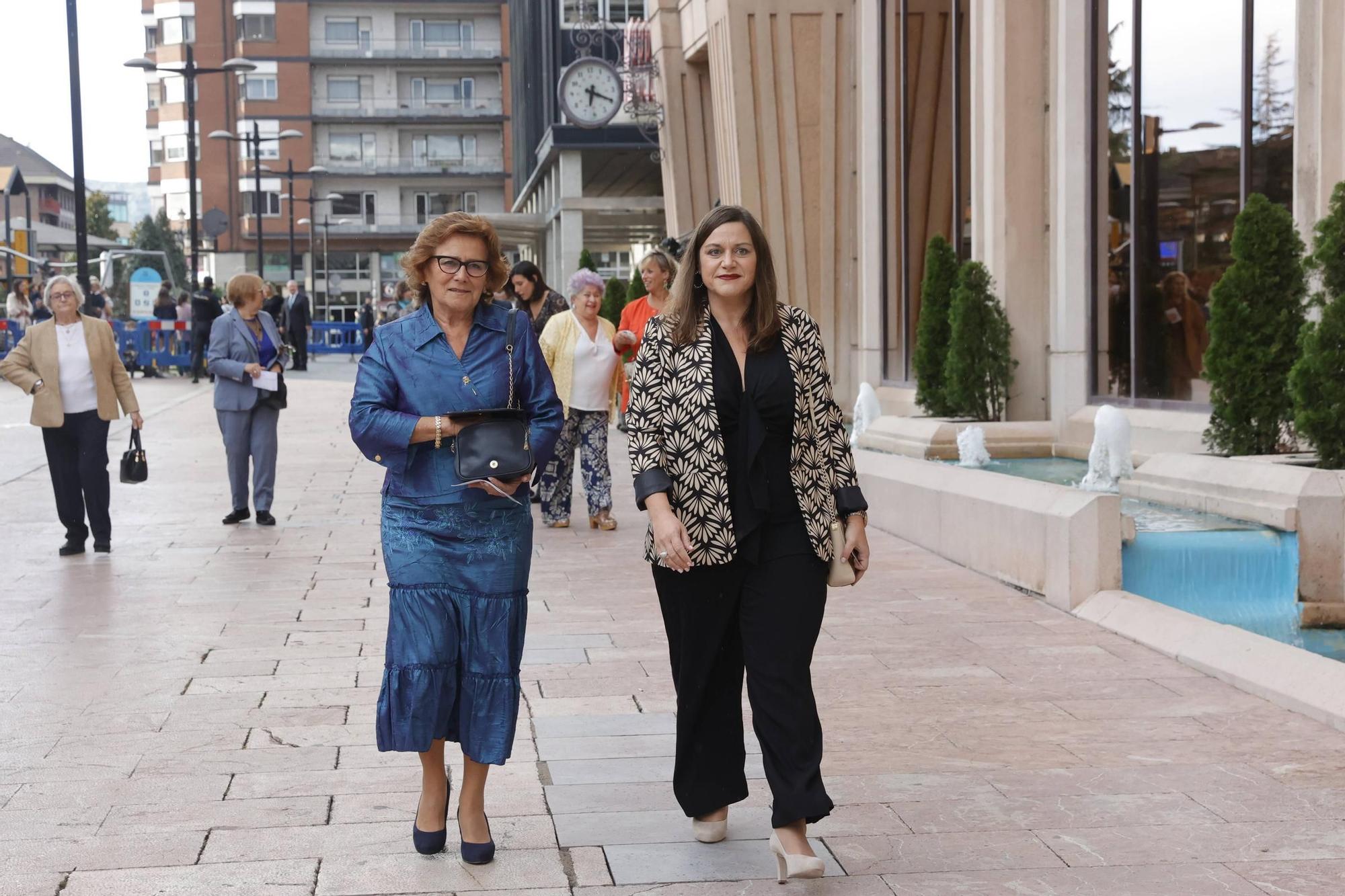 EN IMÁGENES: La Familia Real asiste en Oviedo al concierto de los premios "Princesa de Asturias"