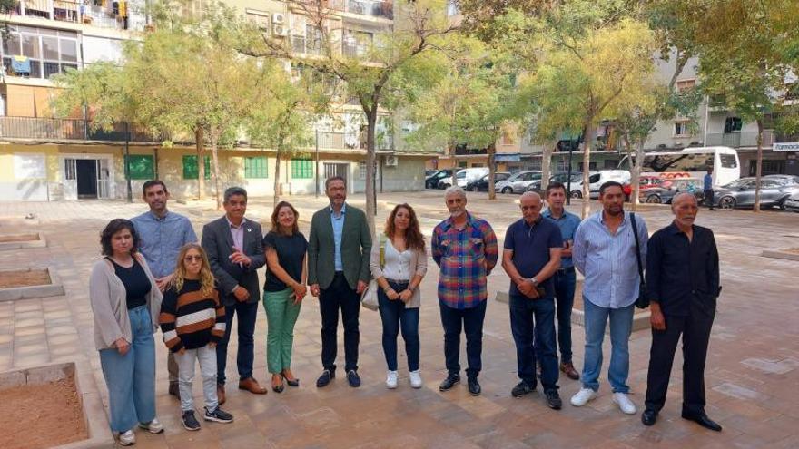 Representantes vecinales y de colegios asistieron a la visita.