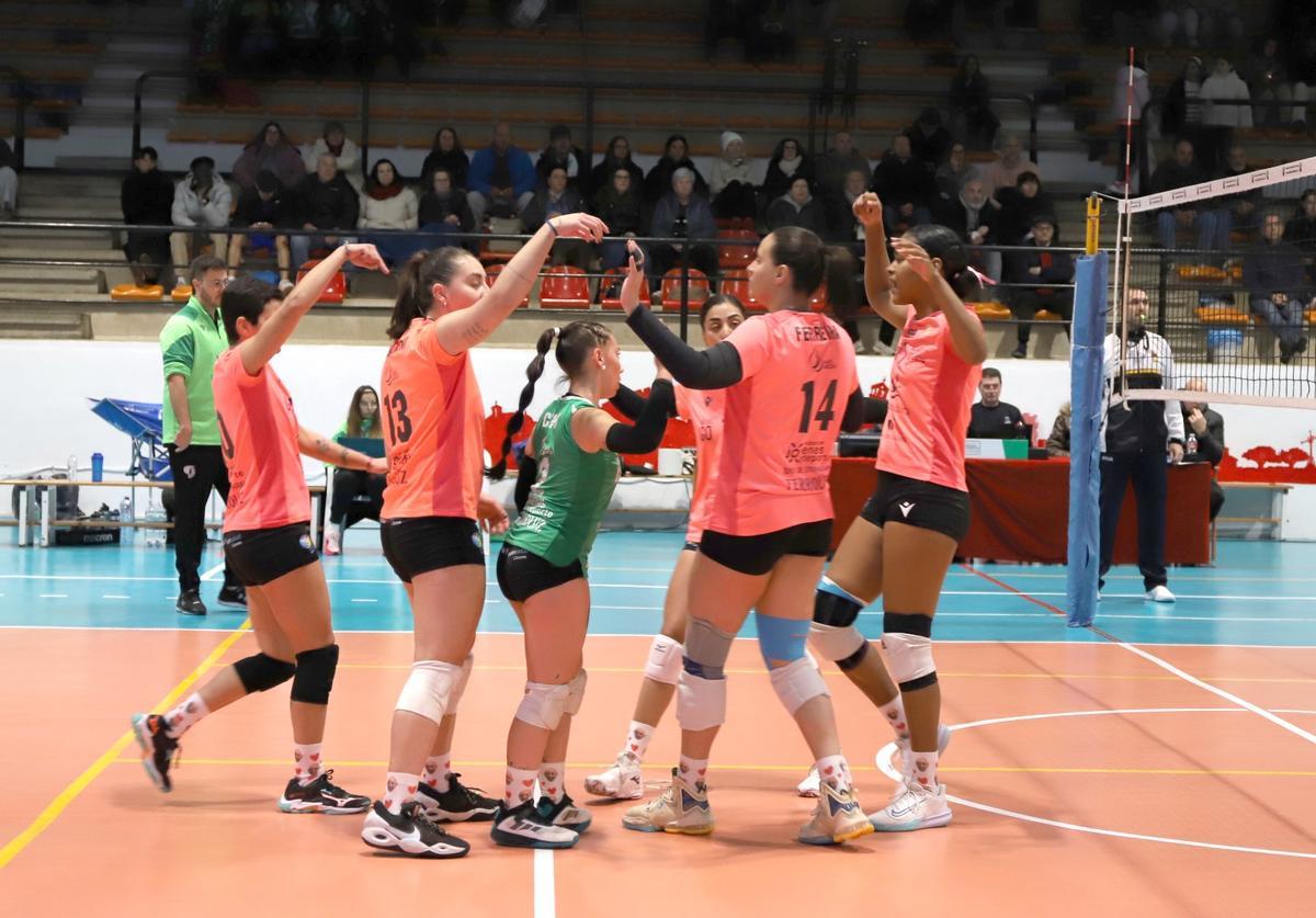 Jugadoras del Arroyo.