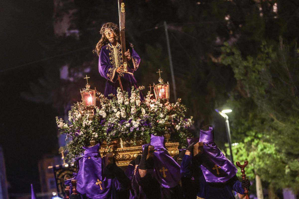 Encuentro de la Verónica y el Nazareno en Elda