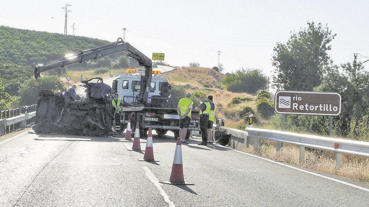 Continúa muy grave en la UCI uno de los cuatro jóvenes heridos en el accidente de la A-431 en Palma del Río