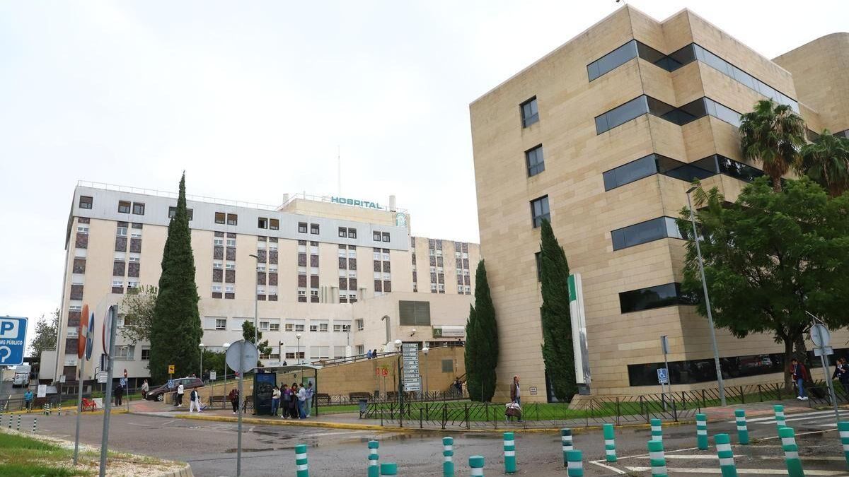 Fachada del hospital Reina Sofía de Córdoba.