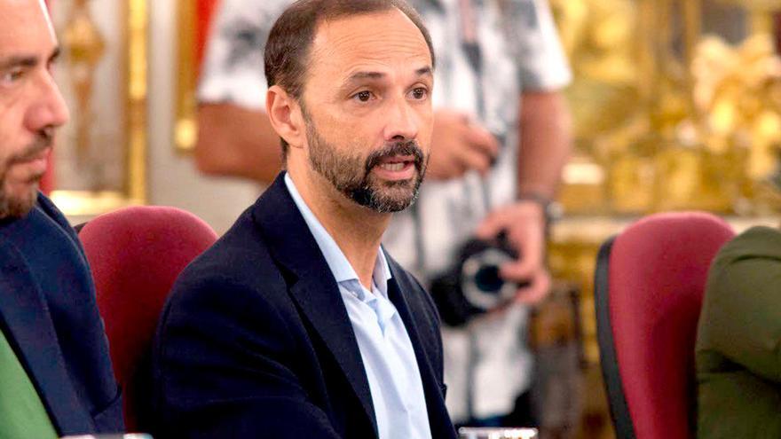 Víctor Mora en el Pleno del mes de septiembre.