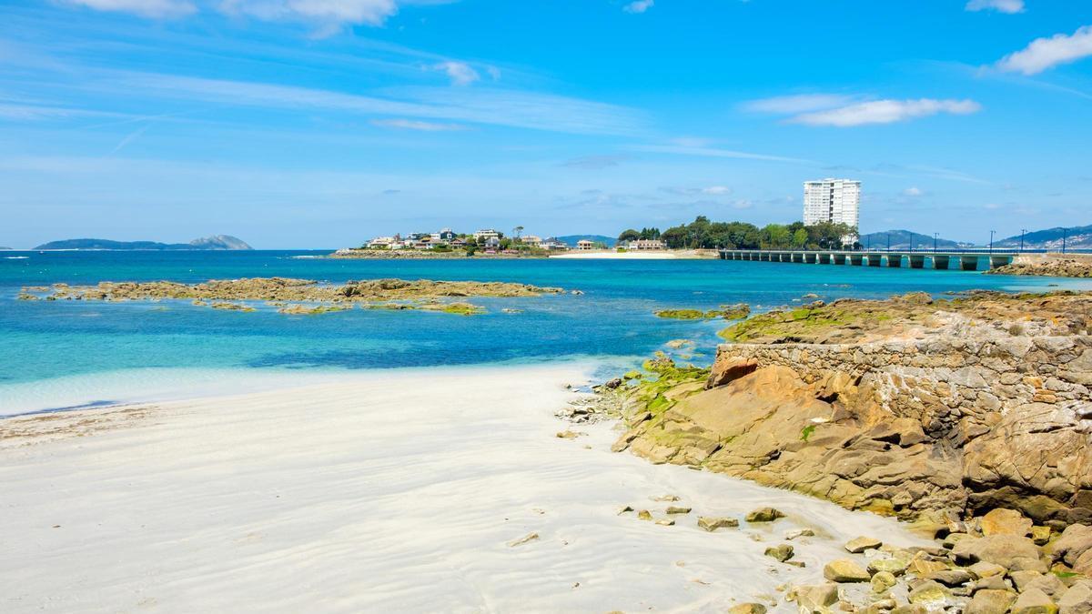 Isla Toralla desde playa Canido