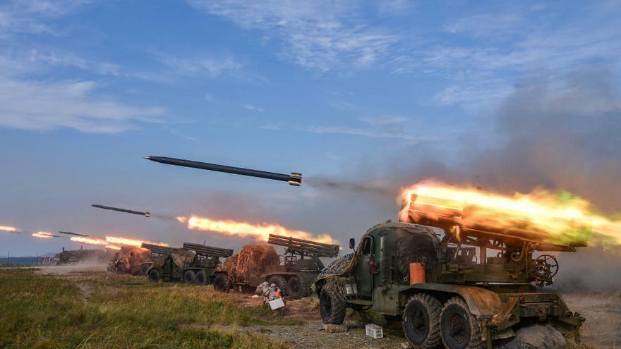 Un misil lanzado por Corea del Norte cae cerca de la costa de Corea del Sur.