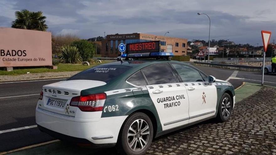 Control de la Guardia Civil en Cambados