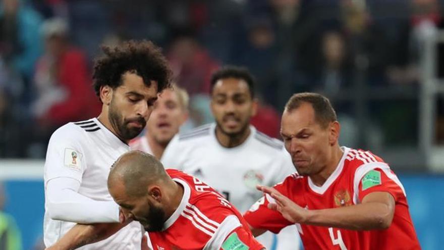 Rusia pone rumbo a octavos ante un Egipto que solo fue Salah (3-1)