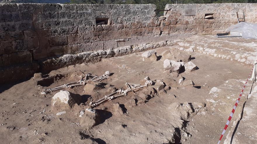 Skelettfund im Castell Bellver, einem der Wahrzeichen von Palma de Mallorca