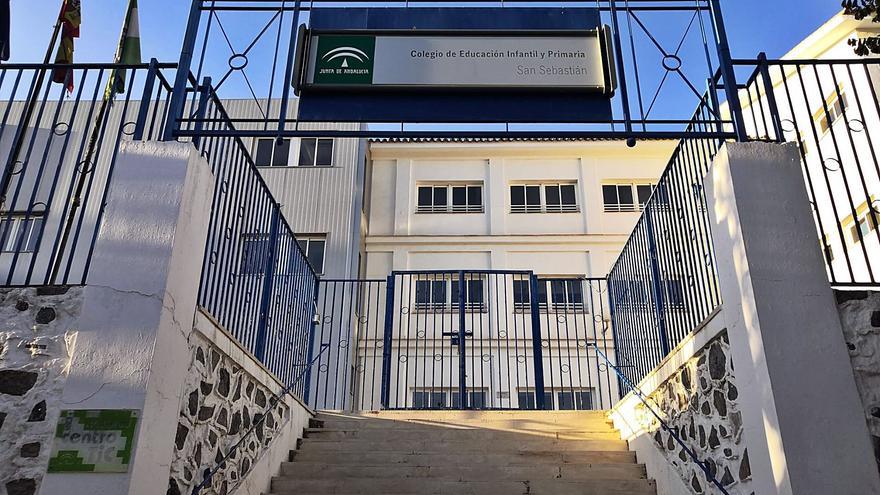 Entrada principal del CEIP San Sebastián de Archidona