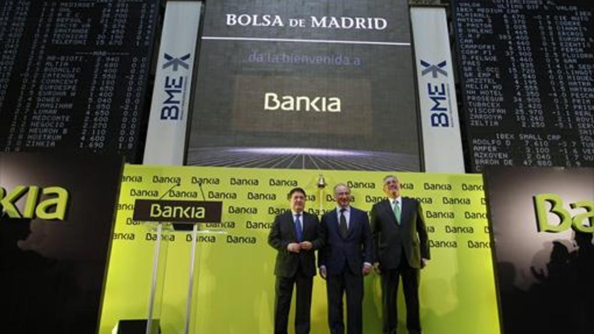 La cúpula de Bankia, con Rato en el centro, en el acto de salida a bolsa.