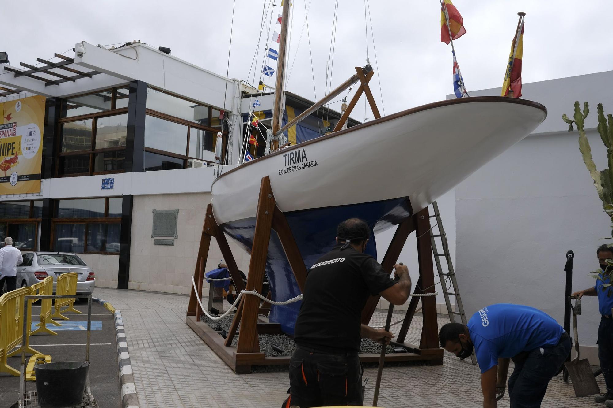 Restauración del barco Tirma