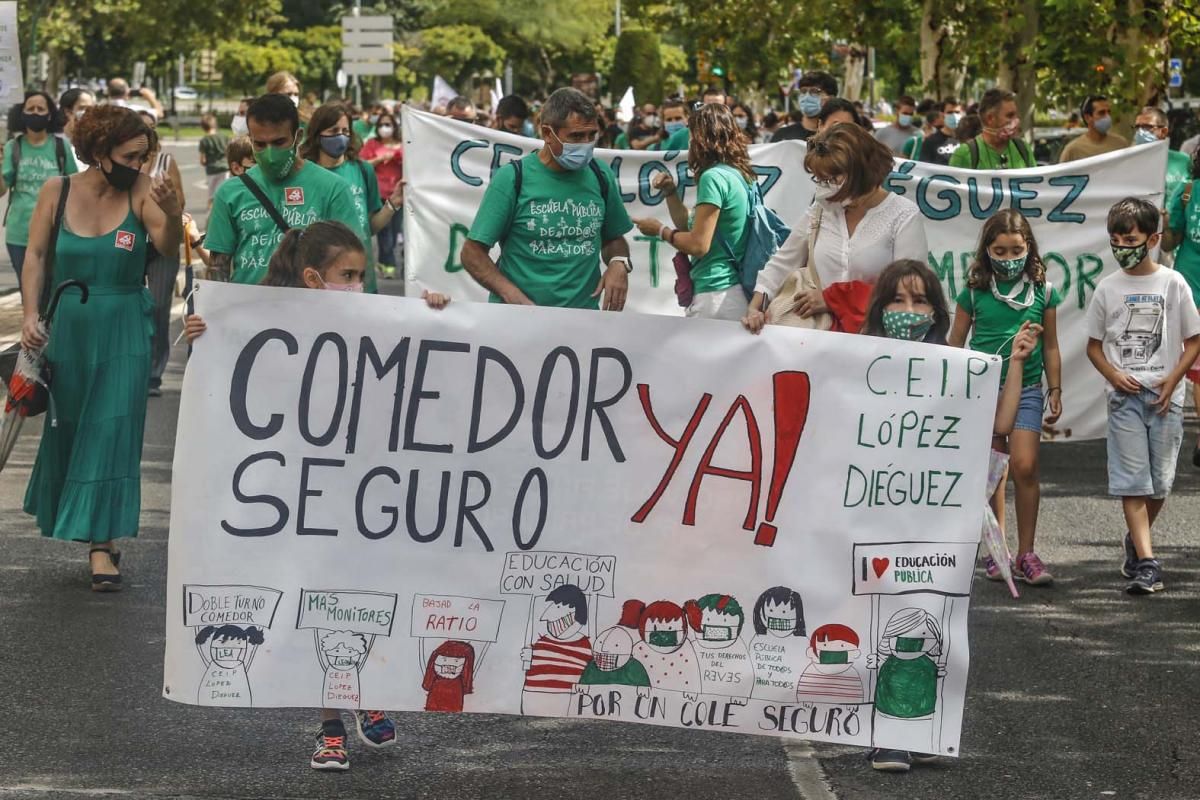 Huelga en la educación: las imágenes de la manifestación de Córdoba