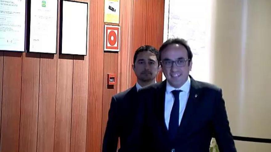 Rull acude a su despacho para continuar con "la tarea encomendada por el pueblo de Cataluña"