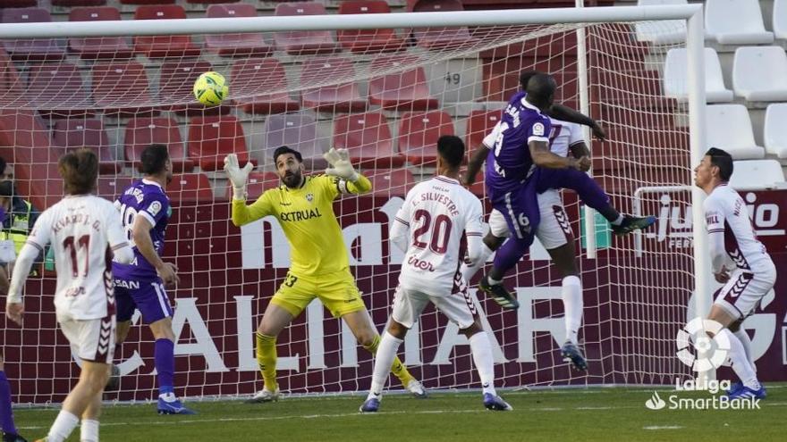 Acción de gol de Babin frente al Albacete