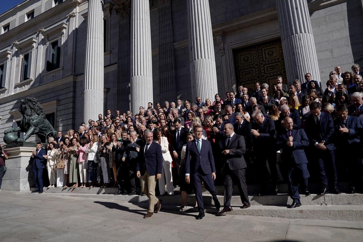 La segunda votación de la investidura de Feijóo, en imágenes