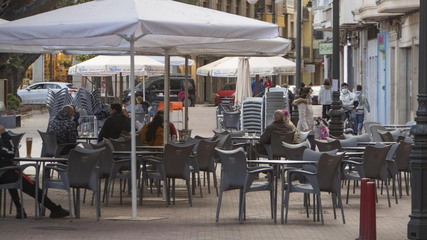 Cierre a las 22 y apertura al 50 % en interiores, la petición de los hosteleros a Sanitat