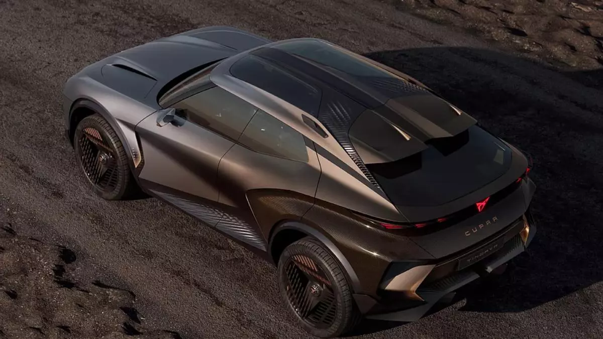 Tindaya deja de ser solo una montaña: Cupra la convierte en su nuevo coche