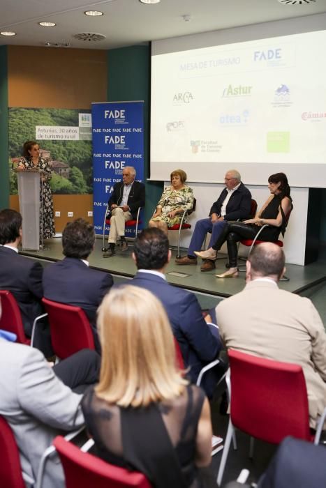 FADE rinde homenaje a los principales pioneros e impulsores del turismo rural de Asturias