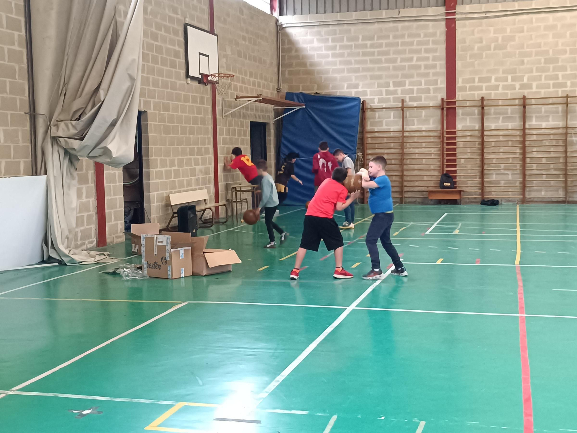 El Siero Baloncesto celebra el final de la temporada
