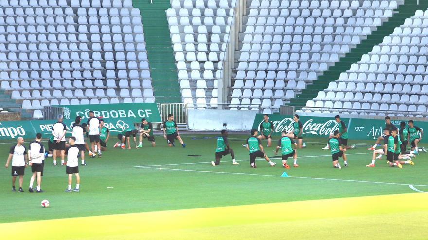 Último entrenamiento del Córdoba CF, este sábado, antes de la final por el ascenso ante el Barcelona B.