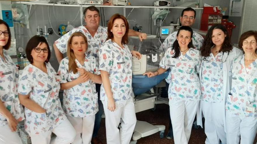 El servicio de Pediatría del Hospital Vega Baja estrena nuevos uniformes