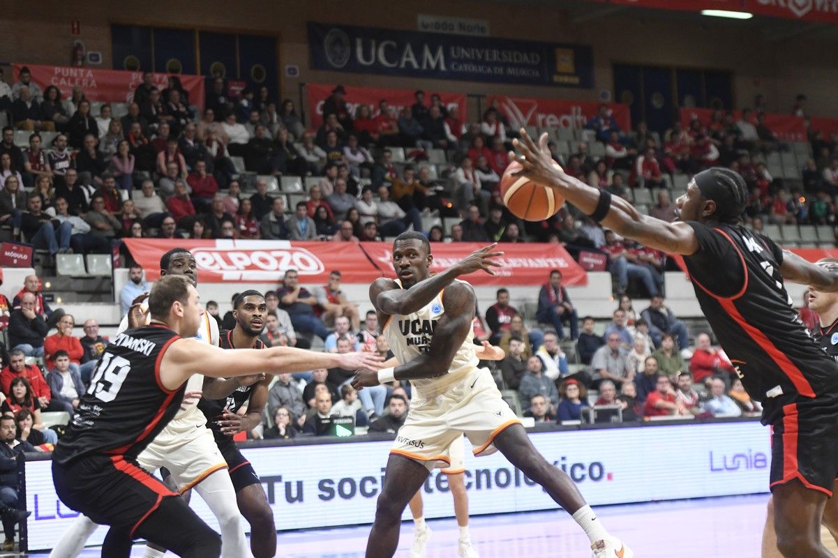 Las mejores imágenes de la victoria del UCAM en la FIBA Europe Cup