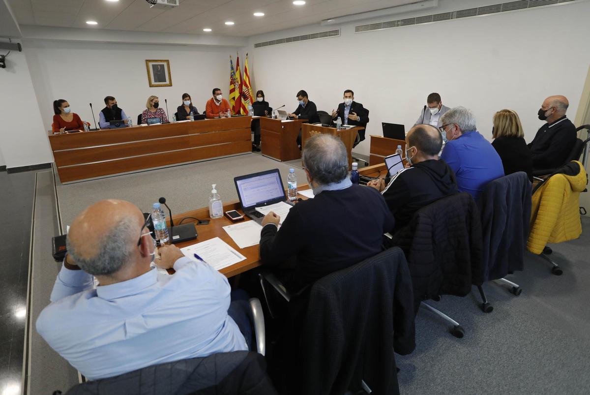 Pleno de 2021 en Canet