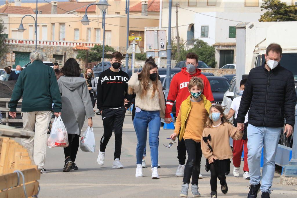 Así es el ambiente en Cartagena en el primer fin de semana con terrazas abiertas